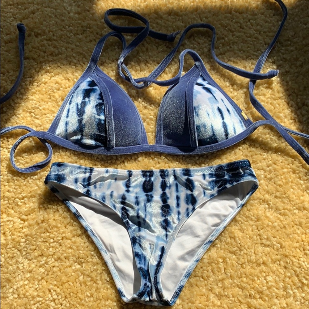 Velvet Bikini